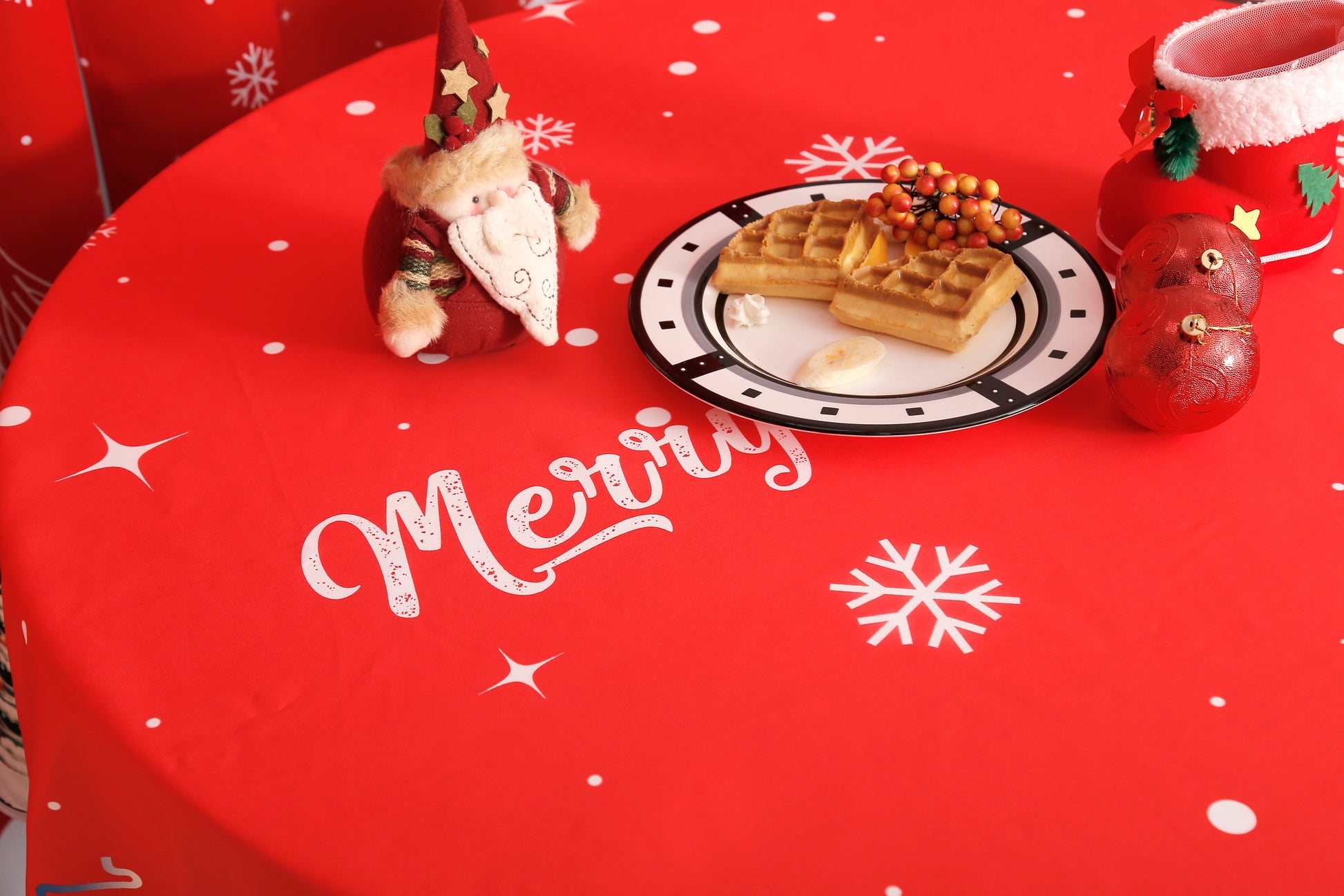 Christmas Log Cabin Pattern Round Tablecloth - Red